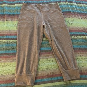 Lululemon Cropped Align Joggers